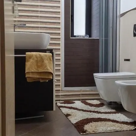 Casa Di Carlo E Vale