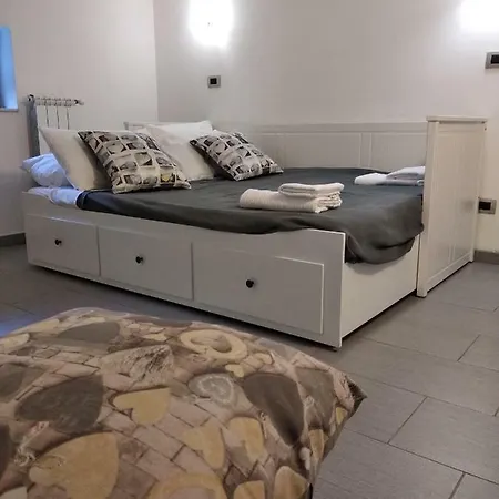 Apartman Casa Di Carlo E Vale *